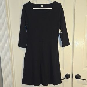 Old Navy Black A-Line Dress with Scoop Neck, 3/4 Sleeve